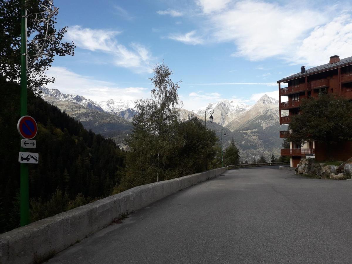 Magnifique Studio Au Pied Du Telecabine D'Arrondaz Et Des Pistes De Ski Modane Exterior photo